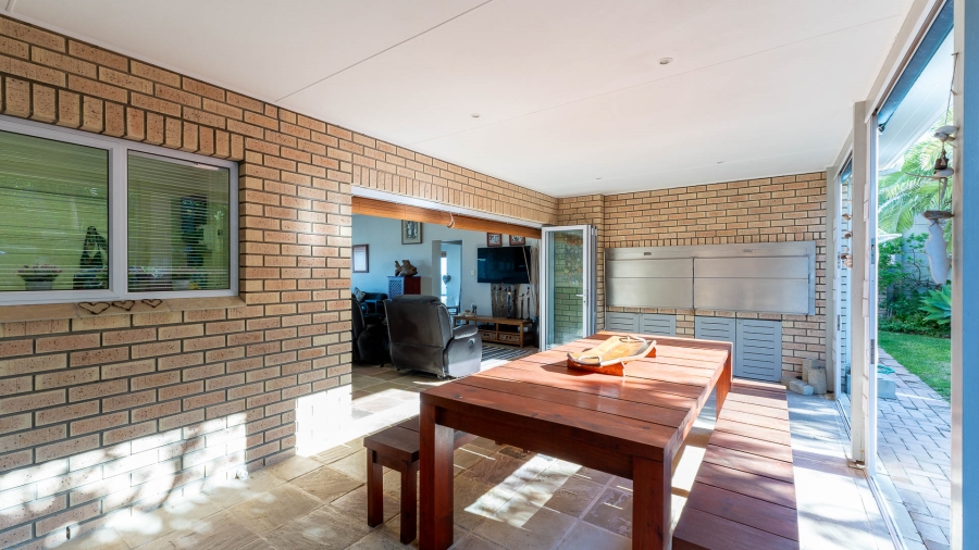 3 Bedroom Property for Sale in Pienaarstrand Western Cape